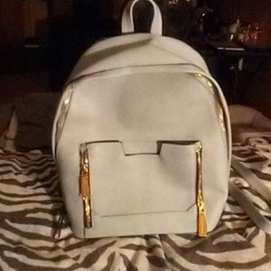 BIG BUDDHA GRAY BACKPACK $8.00
